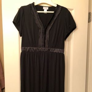 EUC Motherhood Maternity black dress